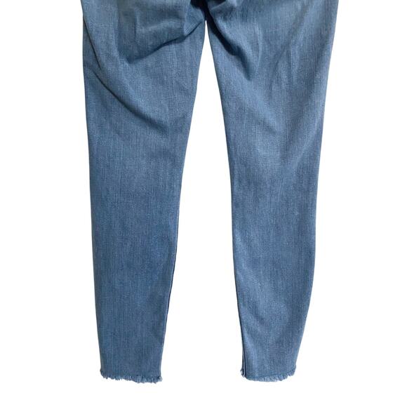 Good American Good Legs Skinny Jeans size 4/27 Light Blue shade 805 -‎ Excellent - Picture 12 of 15